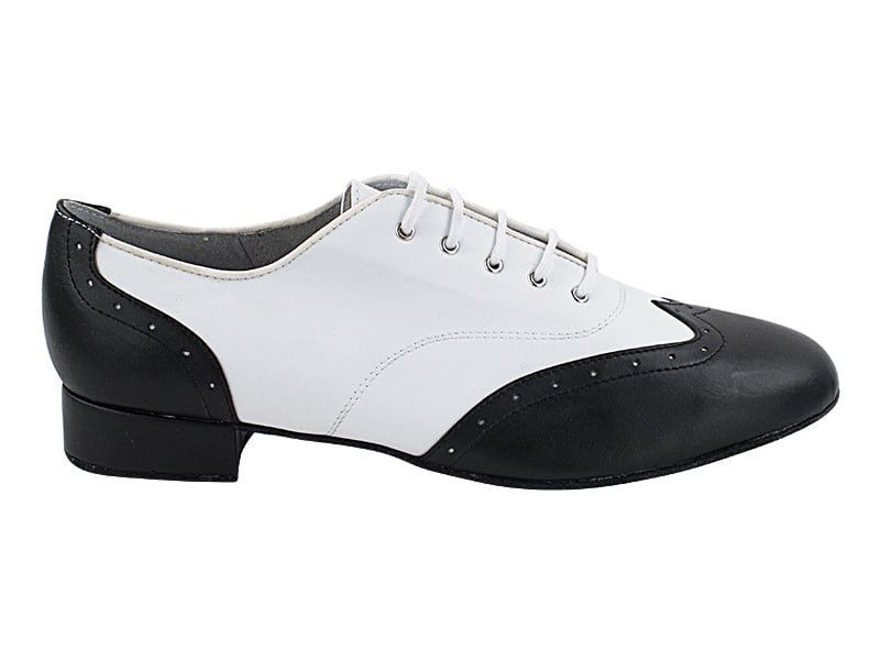 Monochrome swing shoes with classic style and flair