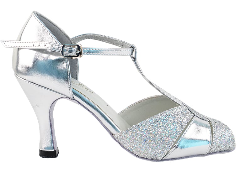 Elegant silver leather dance shoes with shimmering sparklenet